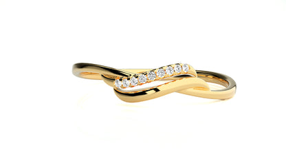 Wave Elegance Diamond Ring
